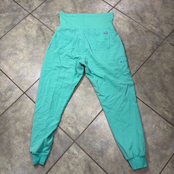 Women’s FIGS Technical Collection Maternity Scrub Pants/Joggers Green Medium - Picture 10 of 10